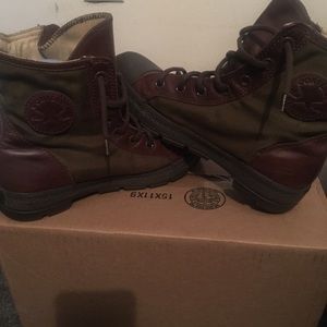 Converse combat boots